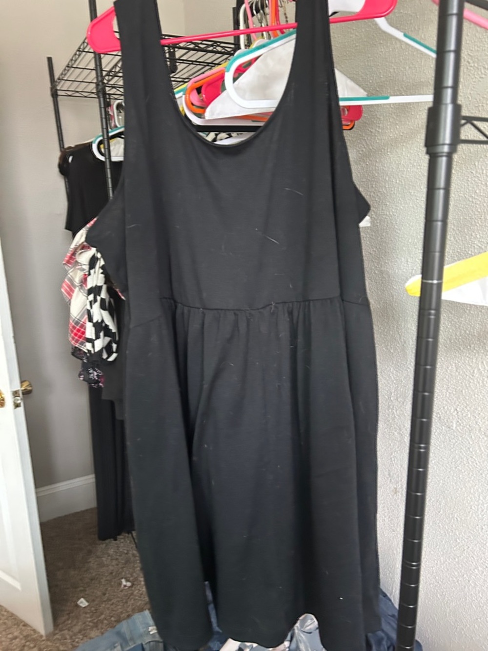 Ava & Viv Black Sleeveless Midi Scoop Dress